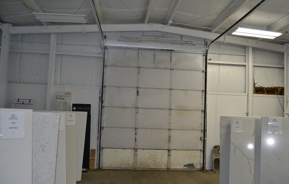More Photos Of 10403 N Roscommon Rd, Roscommon Warehouse For Sale