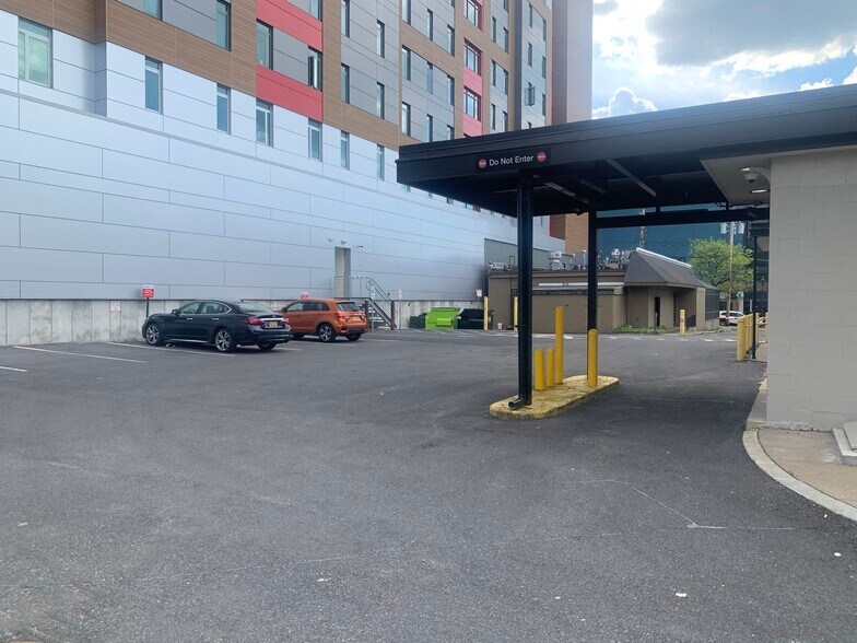 More Photos Of 1004 E Adams St, Syracuse Bank For Sale