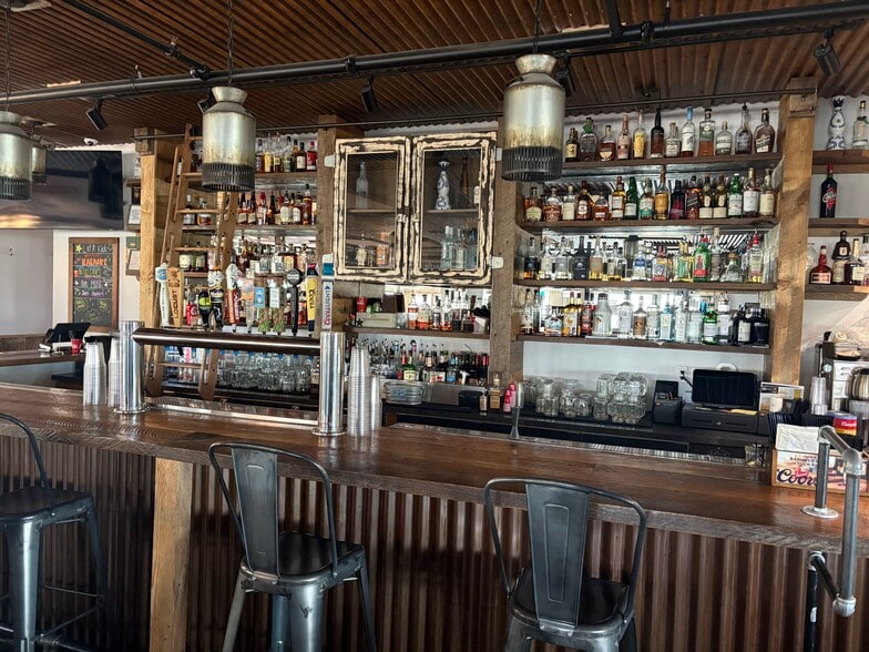 More Photos Of 1415 Plaza Way, Walla Walla Storefront For Lease