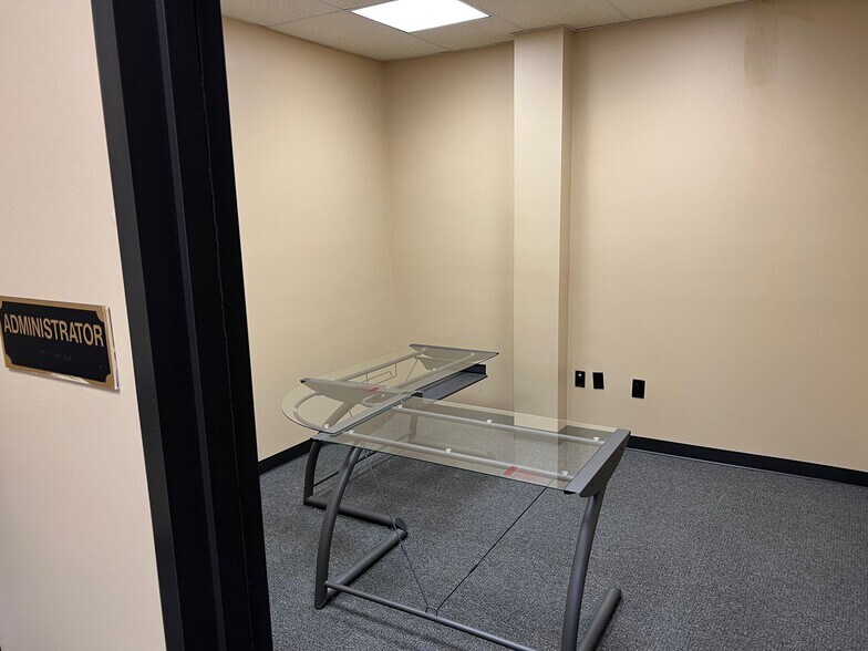 More Photos Of 11110 E I-10 Fwy, Houston Office For Sale