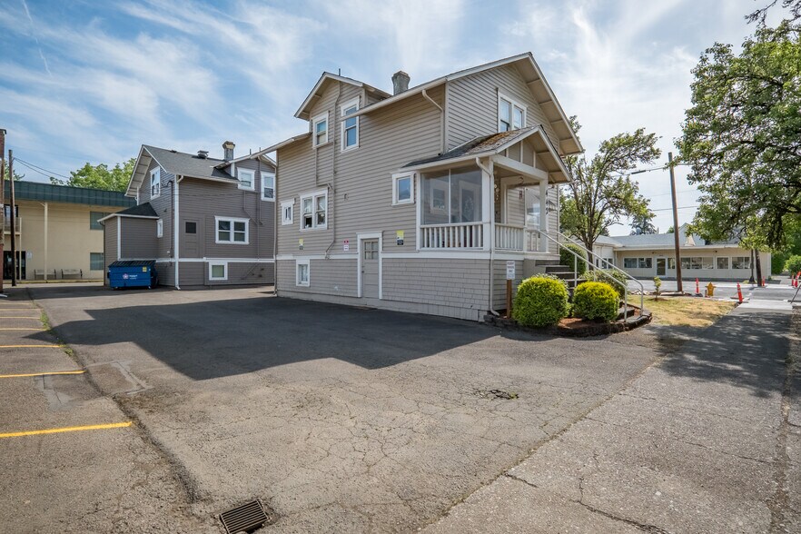 More Photos Of , Albany Unknown For Sale