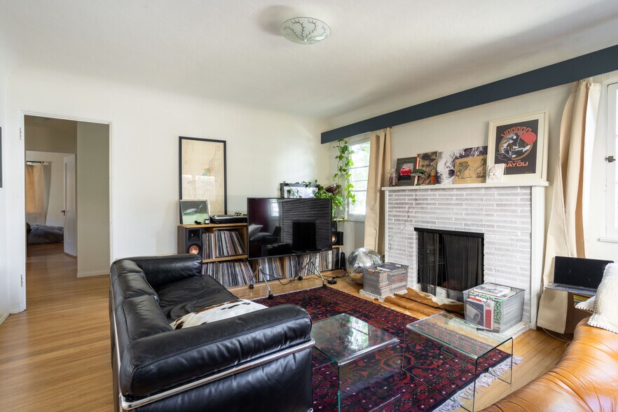 More Photos Of 1427 Euclid St, Santa Monica Apartments For Sale