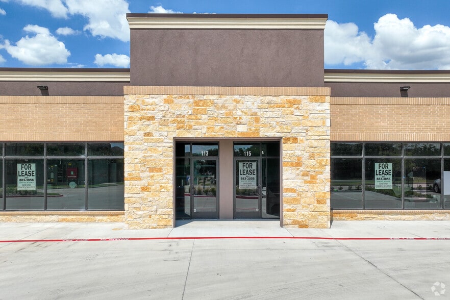 More Photos Of 1491 T L Townsend Dr, Rockwall Warehouse For Lease