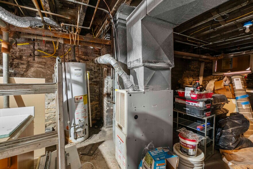 More Photos Of 1407 McCulloh St, Baltimore Apartments For Sale