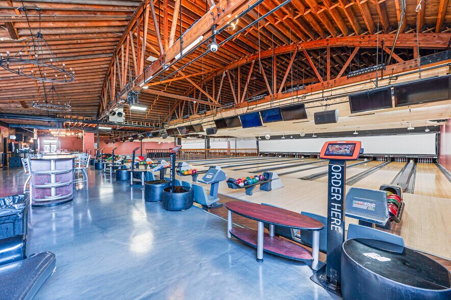 More Photos Of 2407 Grand Ave, Baldwin Bowling Alley For Sale
