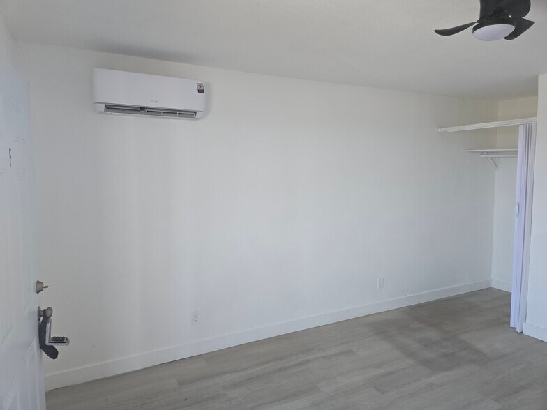 More Photos Of 11771 Upland Way, Desert Hot Springs Apartments For Sale