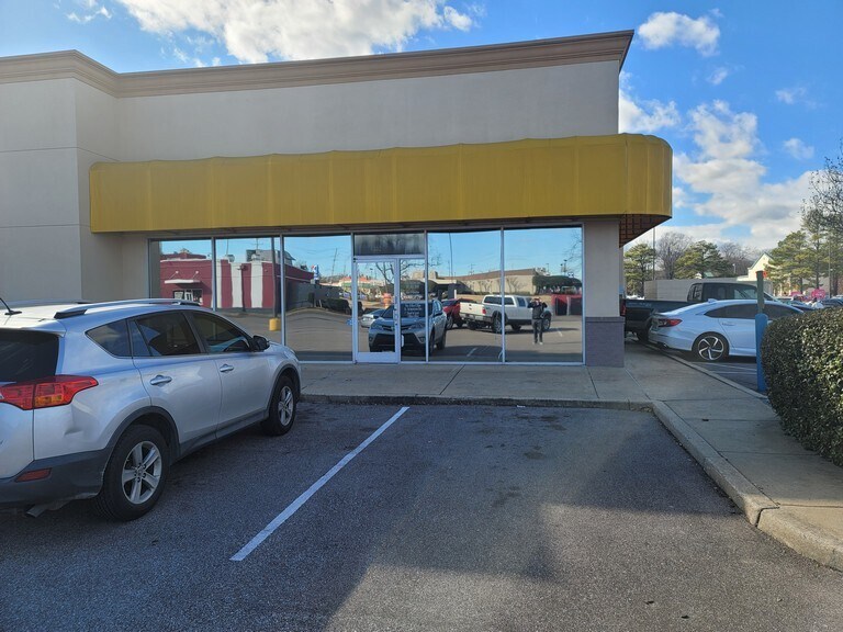 More Photos Of 4264-4320 Summer Ave, Memphis Unknown For Lease