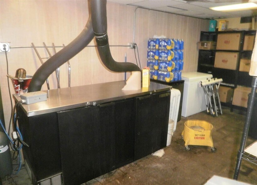 More Photos Of 1929 5th Ave E, Hibbing Sports And Entertainment For Sale