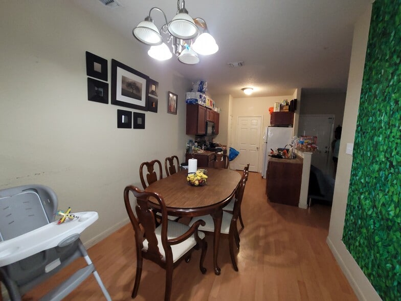 More Photos Of 10911 Baltic St, San Antonio Apartments For Sale