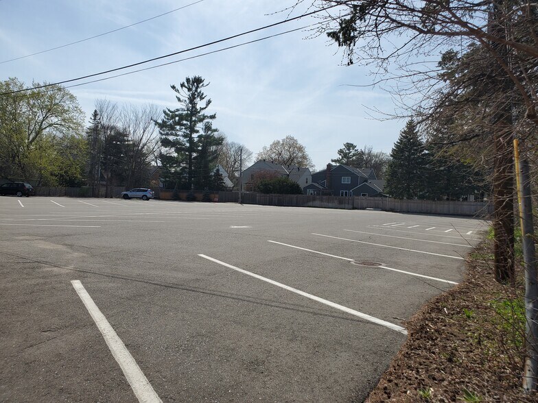 More Photos Of 4201 W 50th St, Edina Specialty For Sale