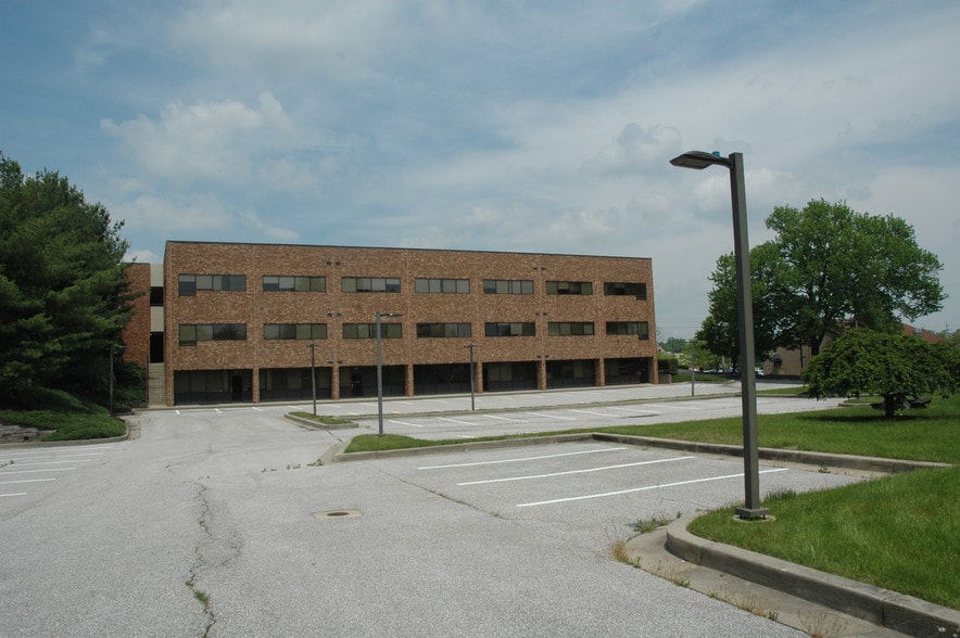 More Photos Of 4109-4111 E Joppa Rd, Nottingham Office For Lease