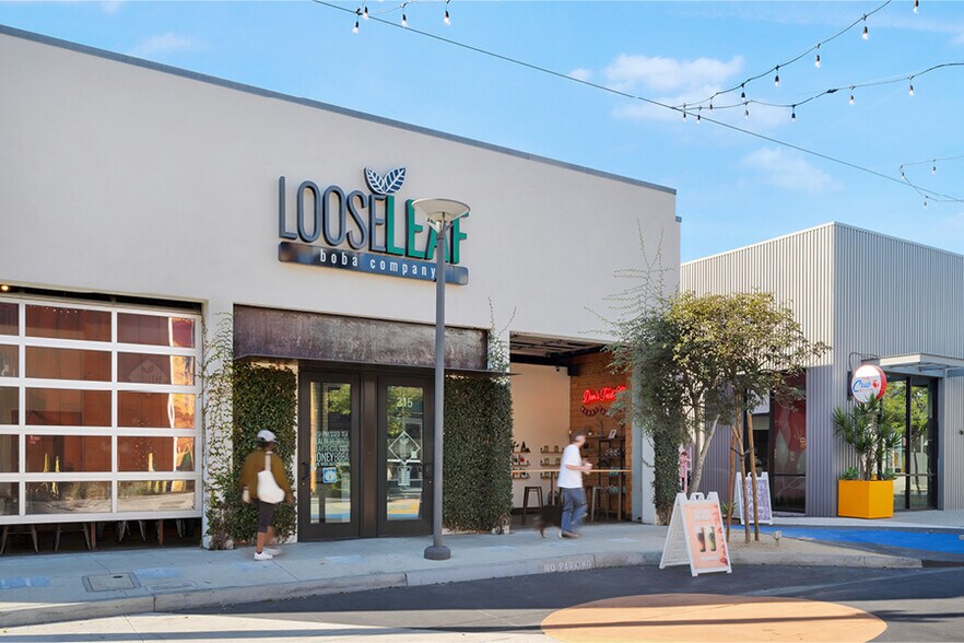 More Photos Of 300-325 The Promenade N, Long Beach General Retail For Sale