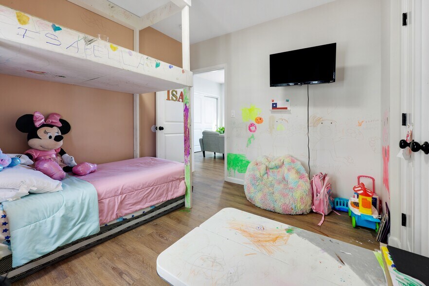 More Photos Of 5-13 Academy St, Poughkeepsie Apartments For Sale