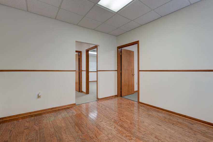 More Photos Of 19365 FM 2252, Garden Ridge Office For Lease