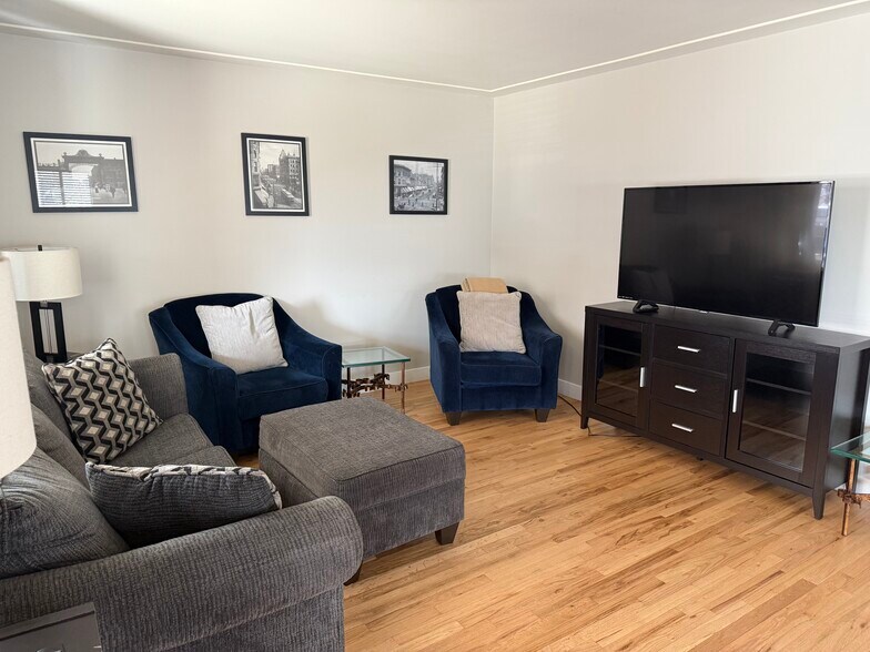 More Photos Of 2200-2216 S Cherry St, Denver Apartments For Sale