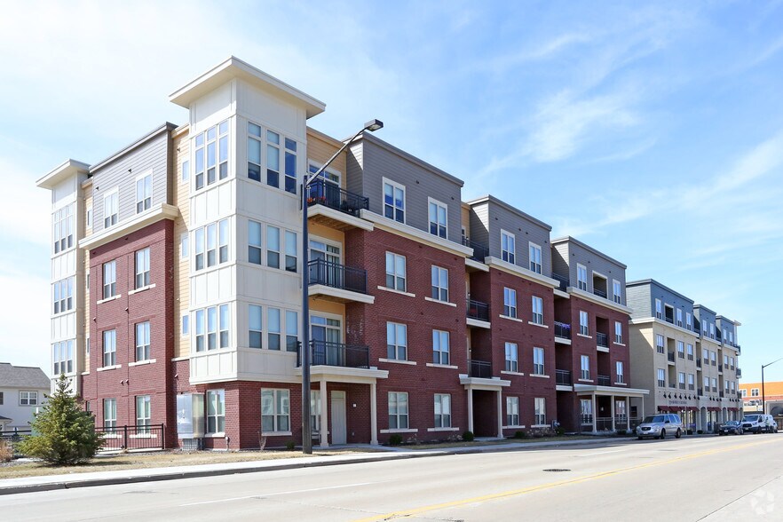 More Photos Of 3503 E Layton Ave, Cudahy Apartments For Lease