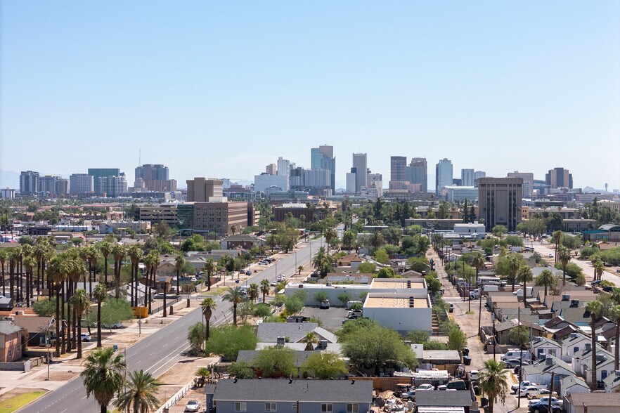 More Photos Of 2121 W Adams St, Phoenix Apartments For Sale