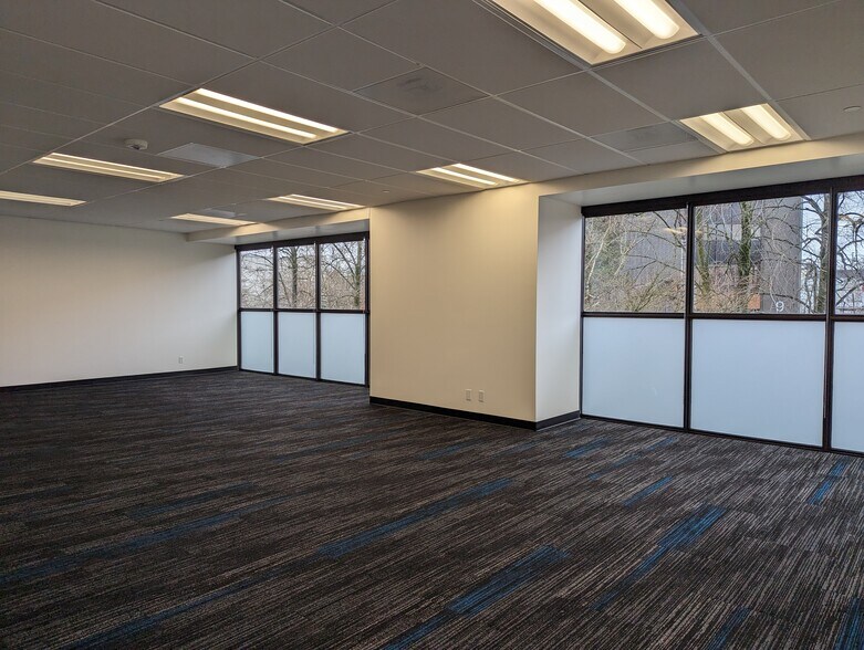 More Photos Of 805 Broadway St, Vancouver Office For Lease