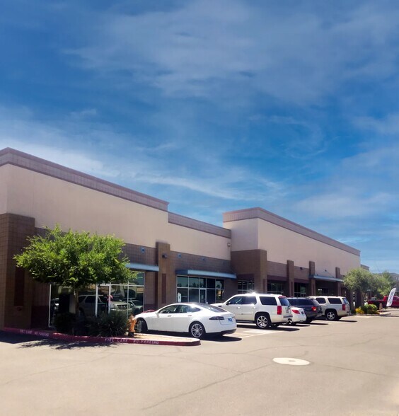 More Photos Of 925 N McQueen Rd, Gilbert Service For Sale