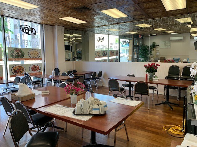 More Photos Of 1289 S King St, Honolulu Storefront Retail Office For Lease