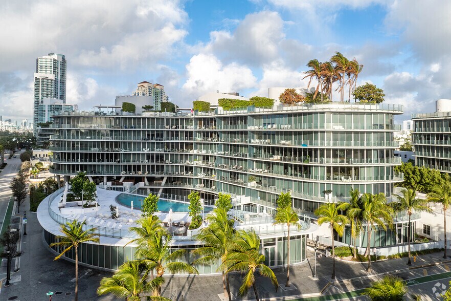 More Photos Of 1 Collins Ave, Miami Beach Apartments For Sale
