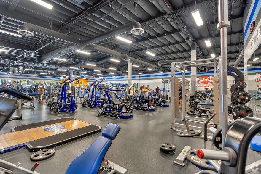 More Photos Of 1292 Border Ave, Corona Health Club For Sale