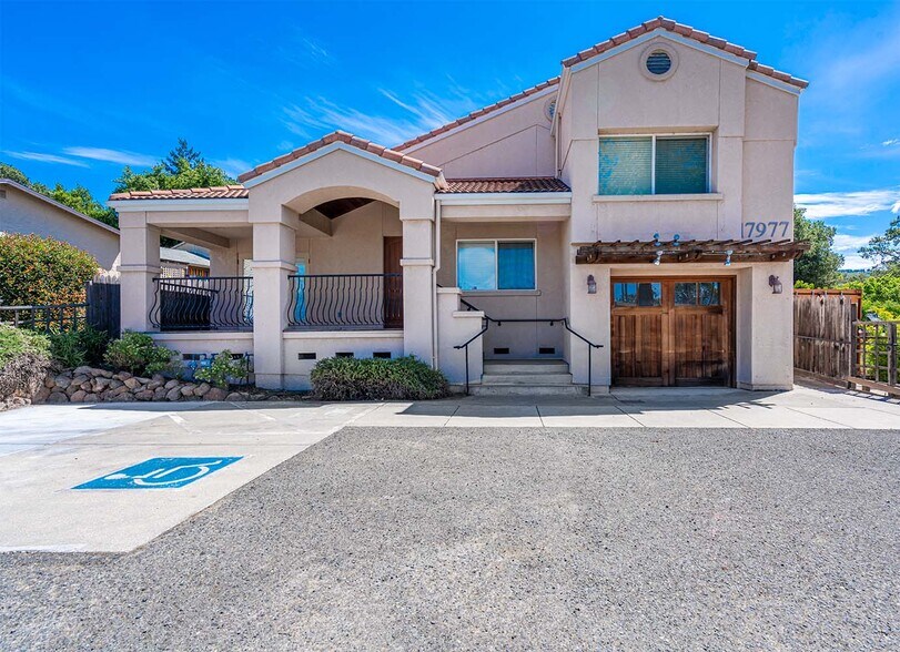 More Photos Of 17977 Sonoma Hwy, Sonoma Office For Lease