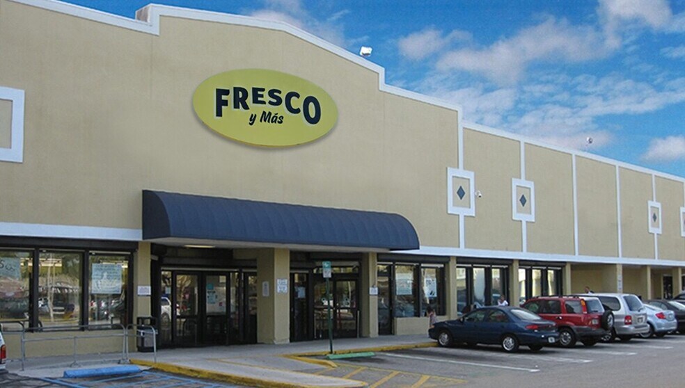 More Photos Of 15000-15154 SW 72nd St, Miami Storefront For Lease
