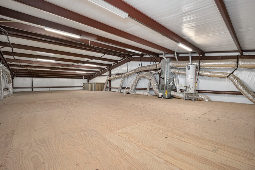 More Photos Of 1940 Harper St, Choctaw Medical For Lease