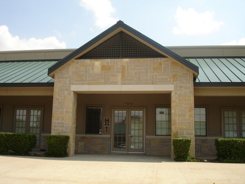 More Photos Of 3604 Preston Rd, Plano Medical For Lease