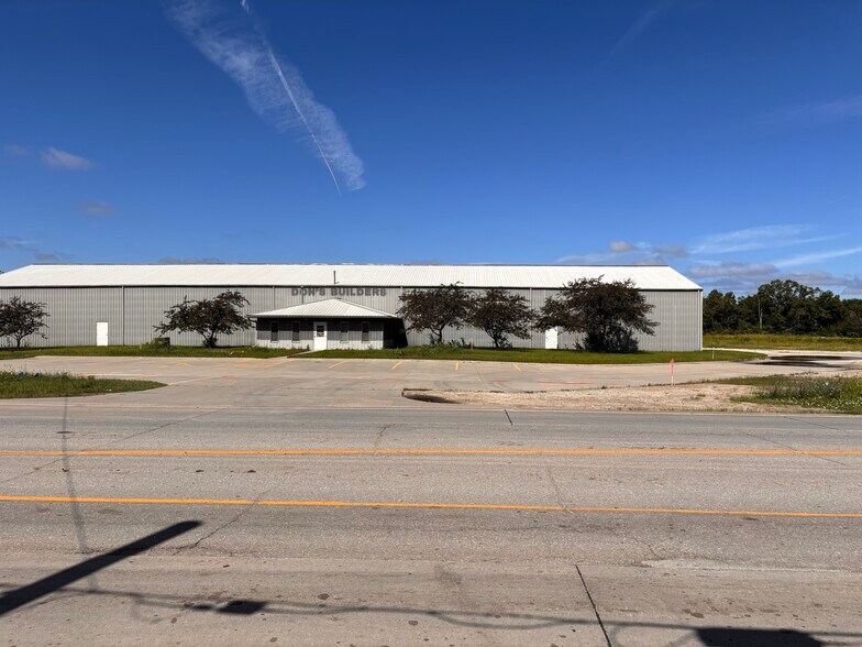 Primary Photo Of 804 SE 30th St, Des Moines Warehouse For Lease