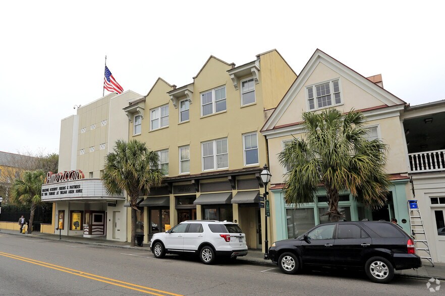 444 King St, Charleston, SC 29403 Retail For Lease