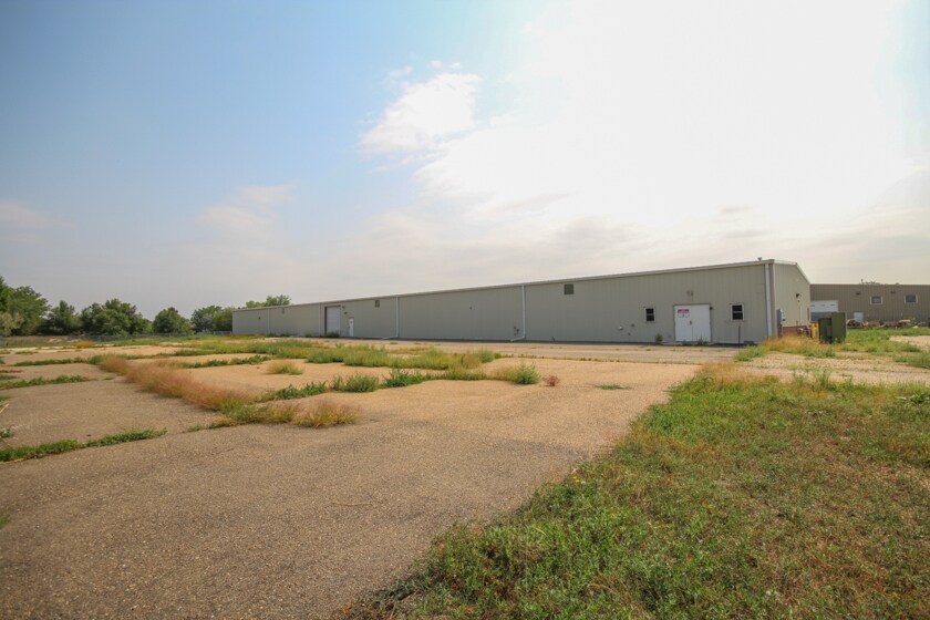 More Photos Of 1020 S Garfield Ave, Loveland Warehouse For Sale