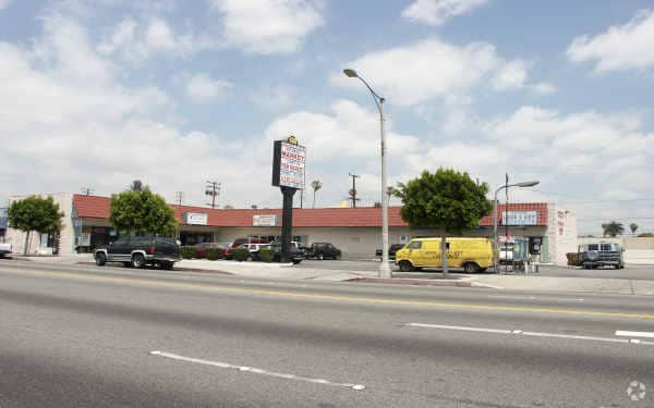 More Photos Of 108-120 N Long Beach Blvd, Compton Storefront For Sale
