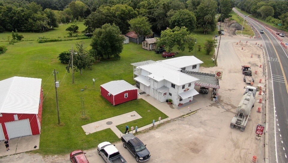 More Photos Of 15738 Ponce De Leon Blvd, Brooksville General Retail For Sale