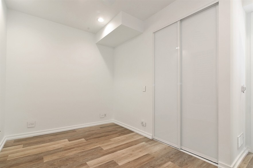 More Photos Of 1420 W Fulton St, Chicago Apartments For Sale