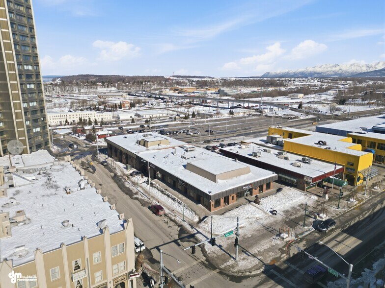 More Photos Of 315 E St, Anchorage Flex For Sale