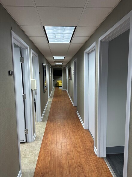 More Photos Of 2400 N Ashland Ave, Chicago Medical For Lease