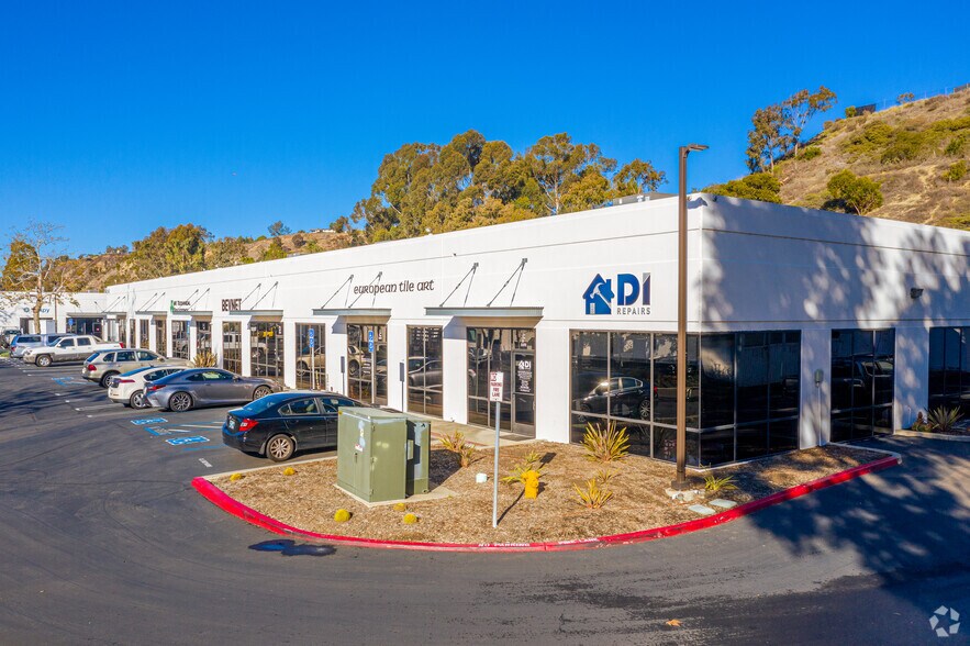 More Photos Of 2620 Financial Ct, San Diego Unknown For Lease