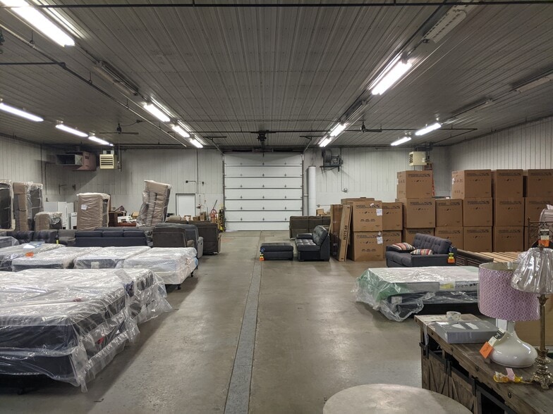 More Photos Of 1111 W Chicago Blvd, Tecumseh Storefront Retail Office For Sale