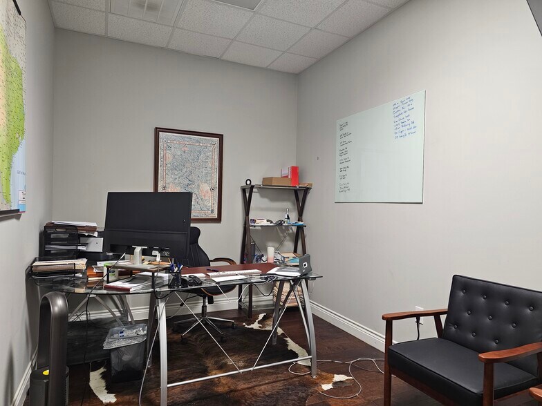 More Photos Of 12227 Huebner Rd, San Antonio Freestanding For Lease