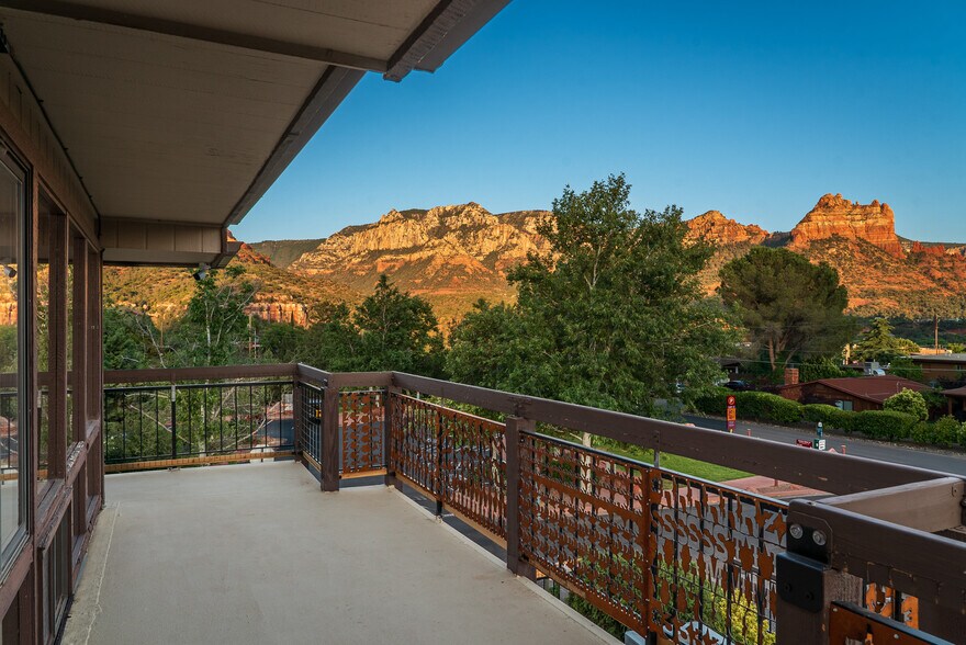 More Photos Of 450 Jordan Rd, Sedona Office Residential For Sale