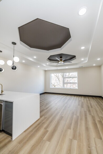 More Photos Of 5637 Prairie ave, Chicago Multifamily For Sale