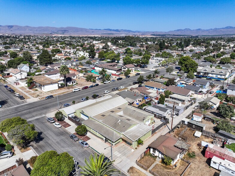 More Photos Of 224 N Smith St, Santa Maria Industrial For Sale