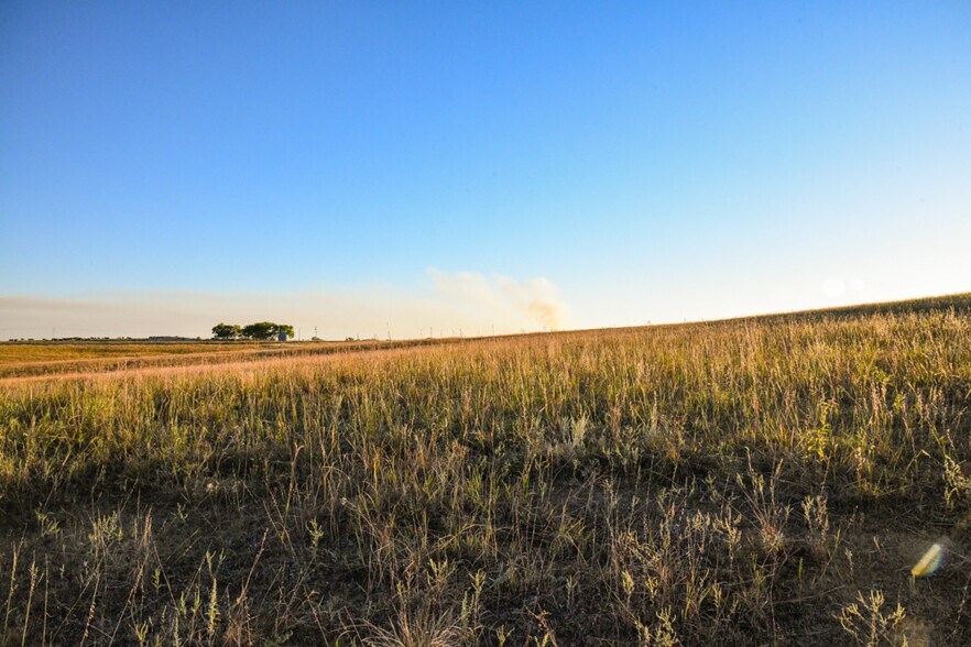 More Photos Of 0000 00000 Hi-View Dr, Manhattan Land For Sale