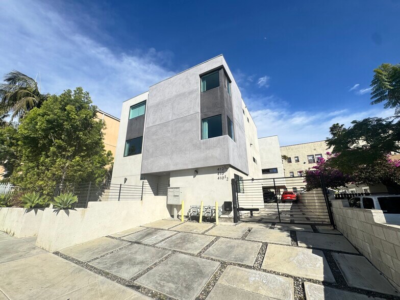 Primary Photo Of 412 N Ardmore Ave, Los Angeles Apartments For Sale