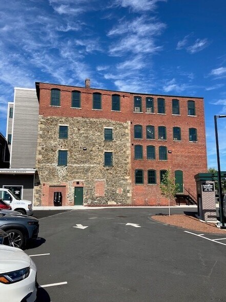 More Photos Of 60 Fletcher St, Lowell Office For Lease