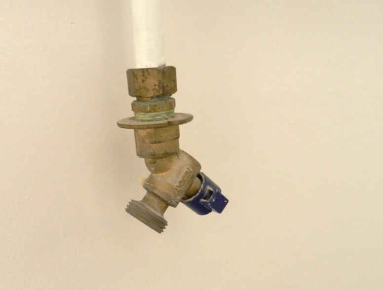 More Photos Of 3045 Aerotech Pky, Montrose Warehouse For Lease