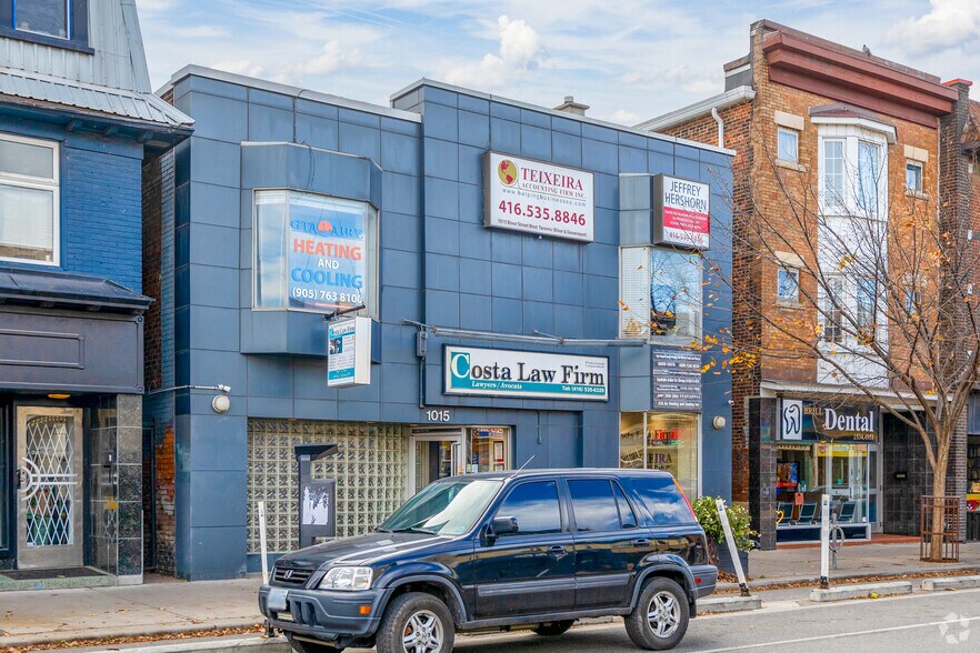 Primary Photo Of 1015 Bloor St W, Toronto Office For Lease