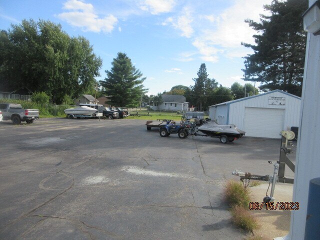 More Photos Of 41 E Pearl St, Rhinelander General Retail For Sale